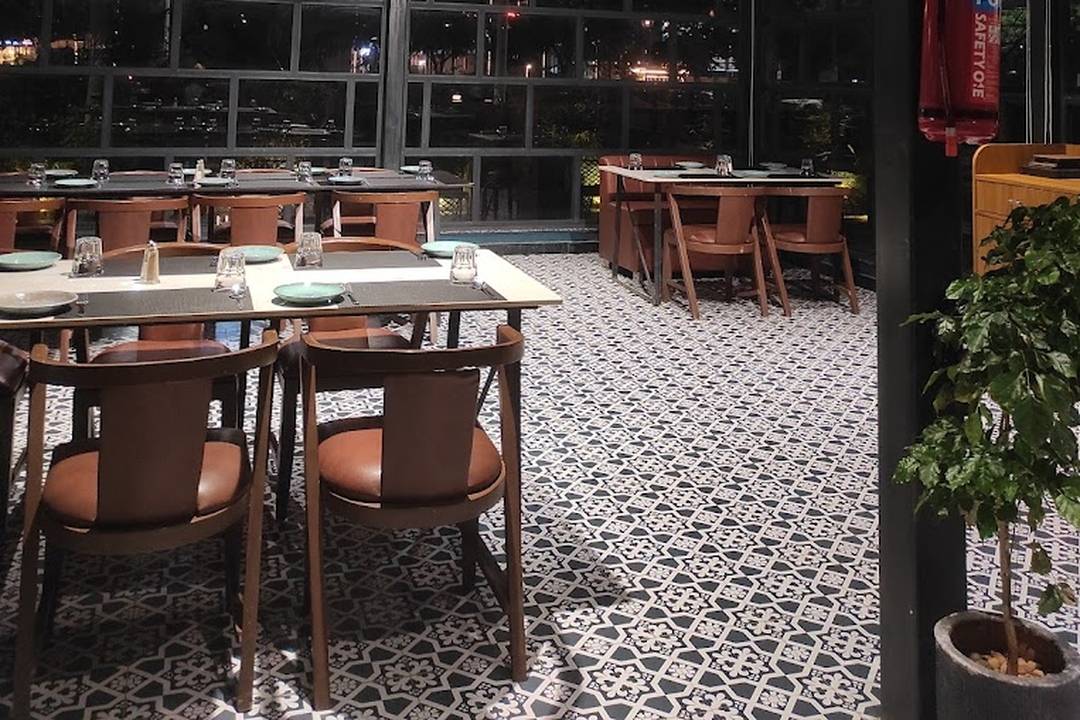 Discover The Finest Dining Experience At D loch Multicuisine Restaurant Swiggy Dineout