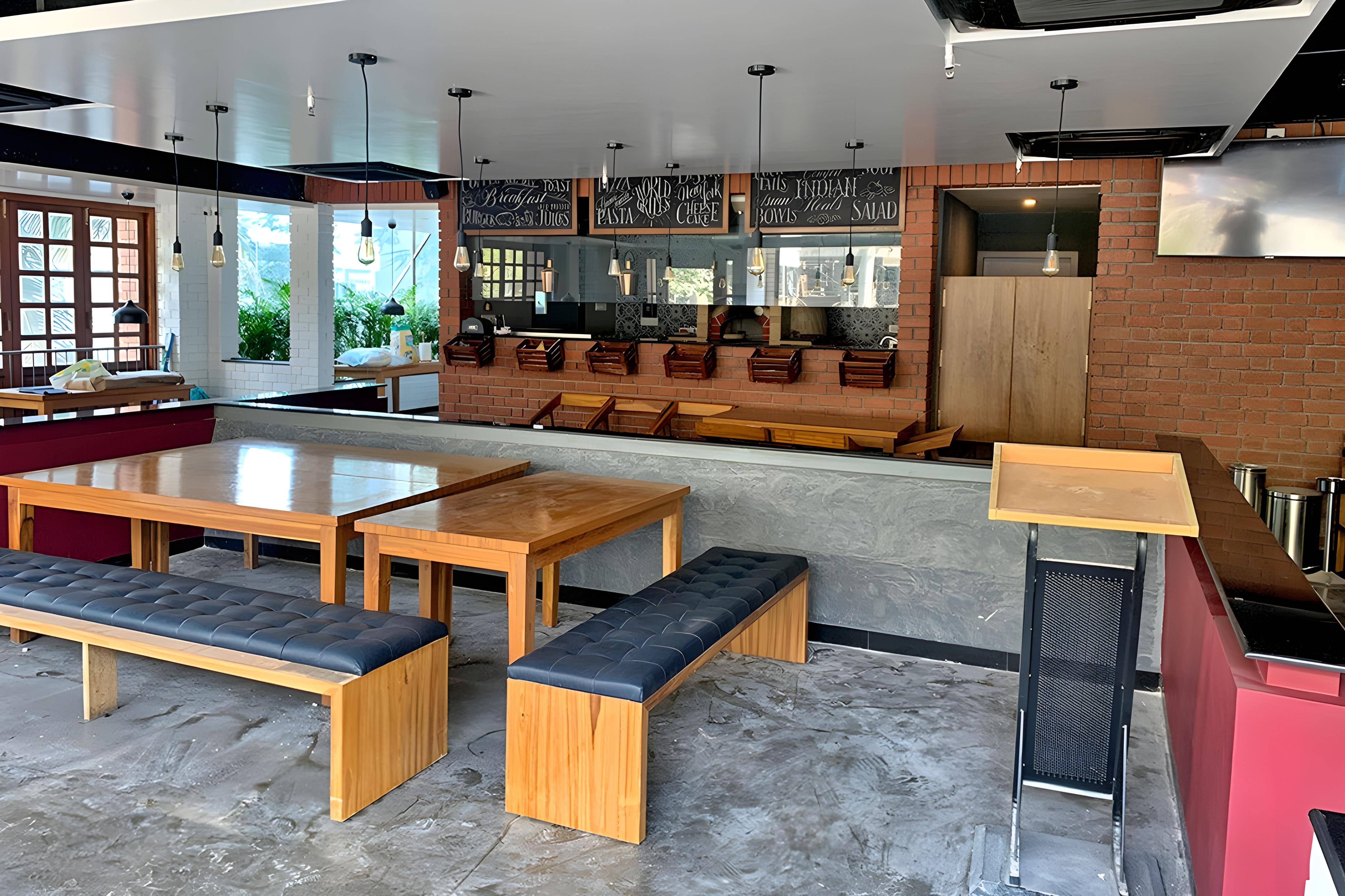 Best Street Food & Cafés in Pune – artisan coffee and pastries at The Flour Works